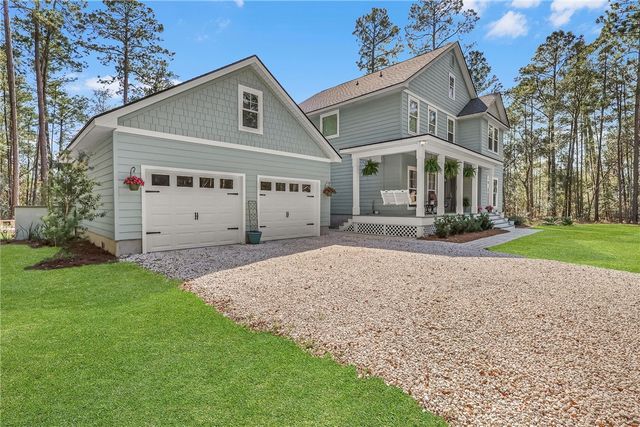 1062 Refuge Court NE, Townsend, GA 31331