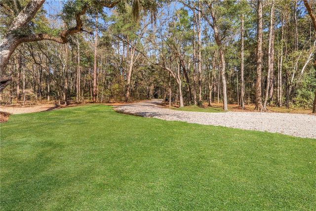 1062 Refuge Court NE, Townsend, GA 31331