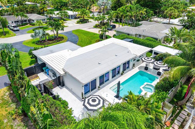 3481 NE 18th Avenue, Oakland Park, FL 33306