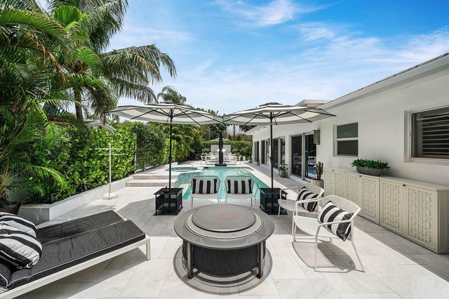 3481 NE 18th Avenue, Oakland Park, FL 33306