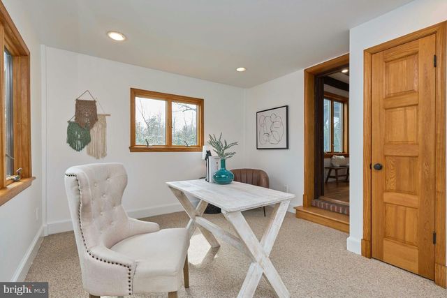 6586 BRADDOCK RD, Alexandria, VA 22312