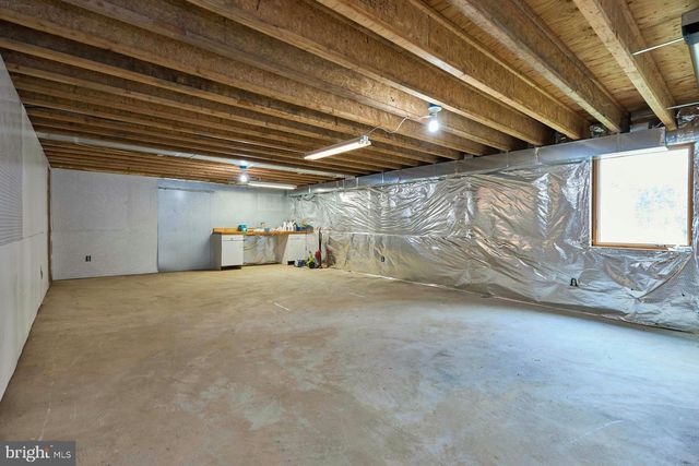 6586 BRADDOCK RD, Alexandria, VA 22312