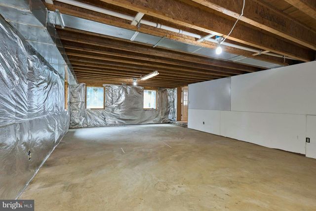 6586 BRADDOCK RD, Alexandria, VA 22312