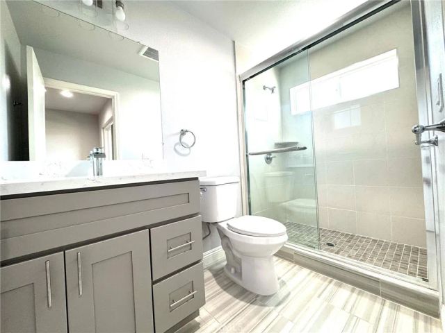 15616 Amar Road L, La Puente, CA 91744