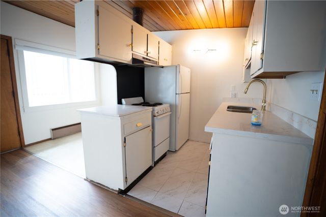 5319 Wilson Avenue S, Seattle, WA 98118