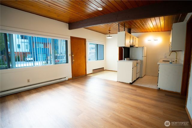 5319 Wilson Avenue S, Seattle, WA 98118