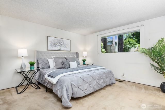 14860 NE 13th Street, Bellevue, WA 98007