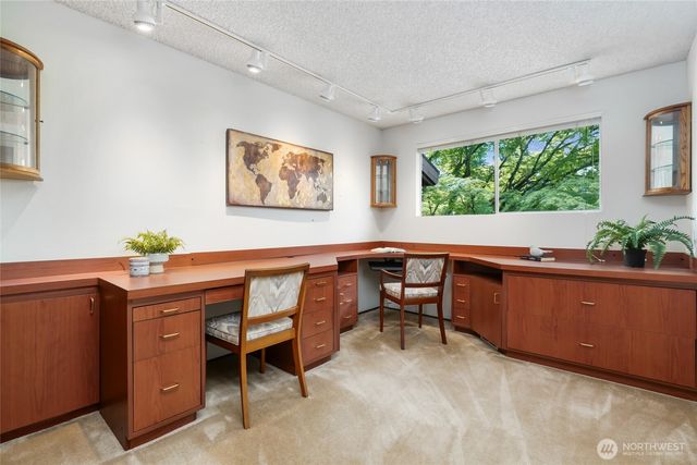 14860 NE 13th Street, Bellevue, WA 98007