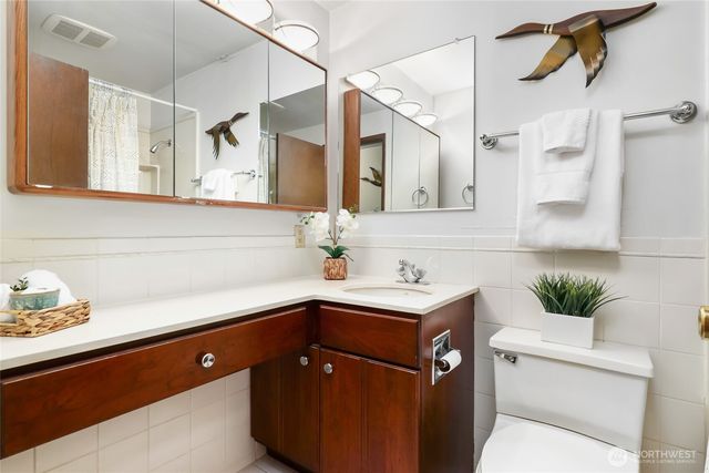 14860 NE 13th Street, Bellevue, WA 98007