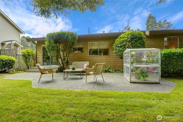 14860 NE 13th Street, Bellevue, WA 98007