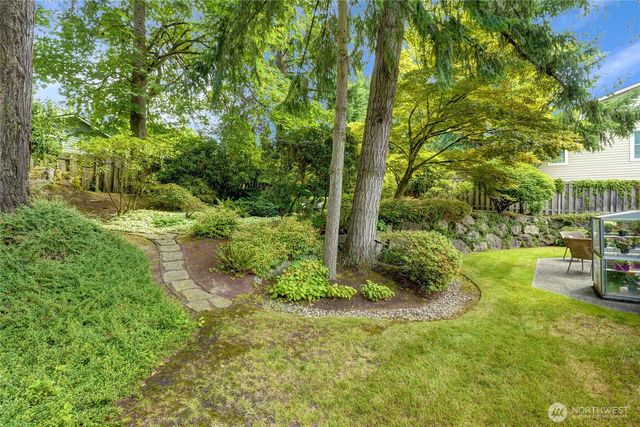 14860 NE 13th Street, Bellevue, WA 98007