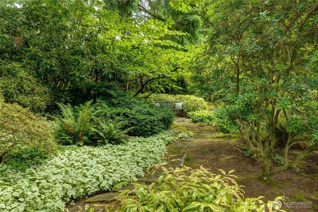 14860 NE 13th Street, Bellevue, WA 98007