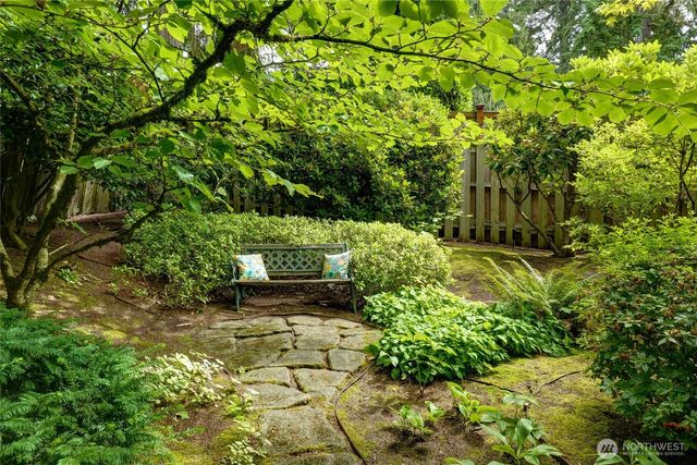 14860 NE 13th Street, Bellevue, WA 98007