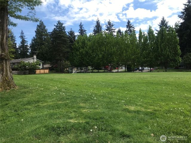 14860 NE 13th Street, Bellevue, WA 98007