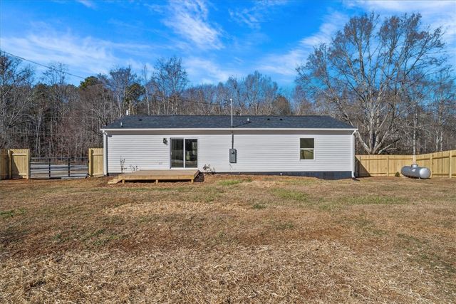 2304 Old Spartanburg Highway, Woodruff, SC 29388