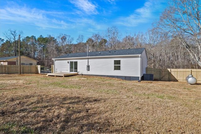 2304 Old Spartanburg Highway, Woodruff, SC 29388