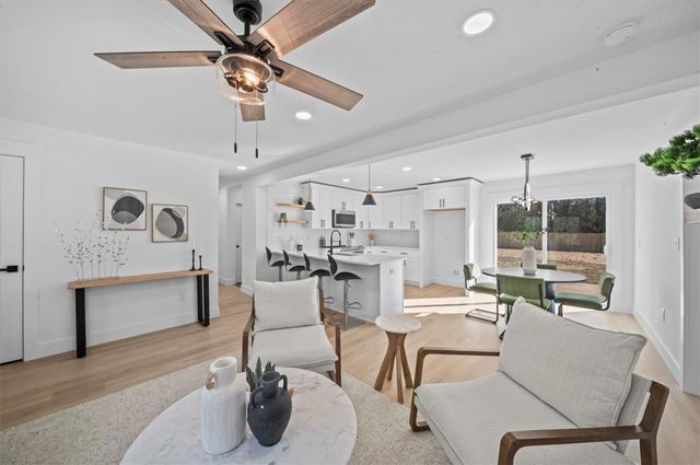 2304 Old Spartanburg Highway, Woodruff, SC 29388