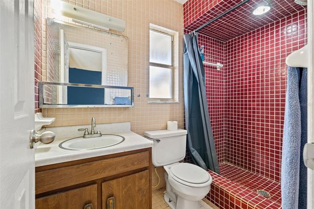 509 S OAKWOOD AVENUE, Brandon, FL 33511