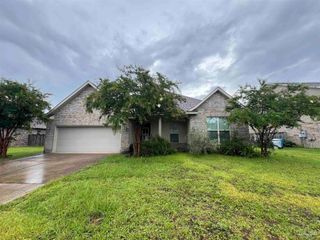 4726 Pierce Ln, Milton, FL 32571