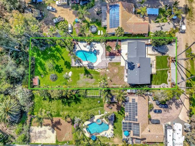 1349 Bonair rd, Vista, CA 92084