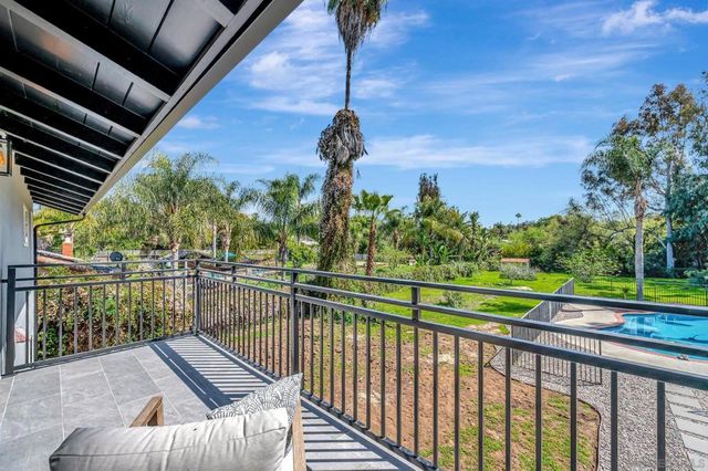 1349 Bonair rd, Vista, CA 92084