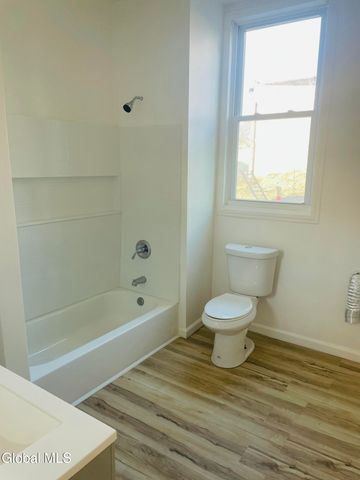 298-300 9th Street, Troy, NY 12180