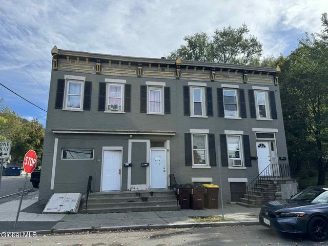 298-300 9th Street, Troy, NY 12180