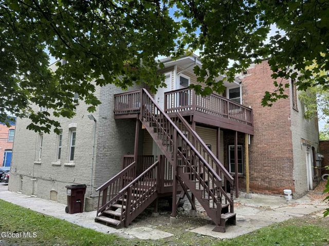 298-300 9th Street, Troy, NY 12180