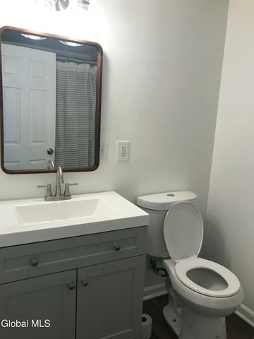 298-300 9th Street, Troy, NY 12180