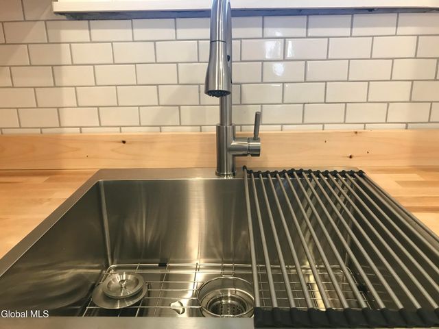 298-300 9th Street, Troy, NY 12180