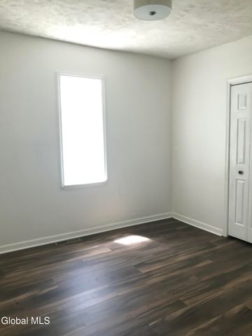 298-300 9th Street, Troy, NY 12180