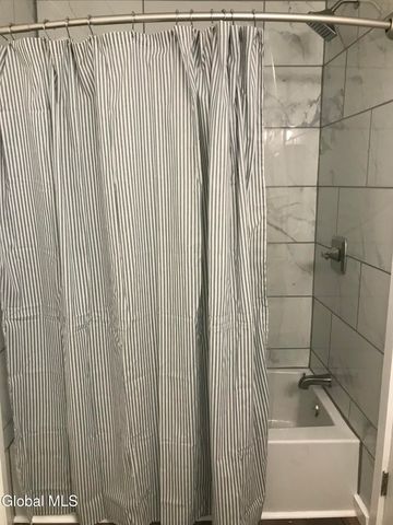 298-300 9th Street, Troy, NY 12180