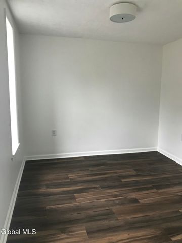 298-300 9th Street, Troy, NY 12180