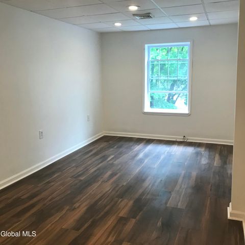 298-300 9th Street, Troy, NY 12180