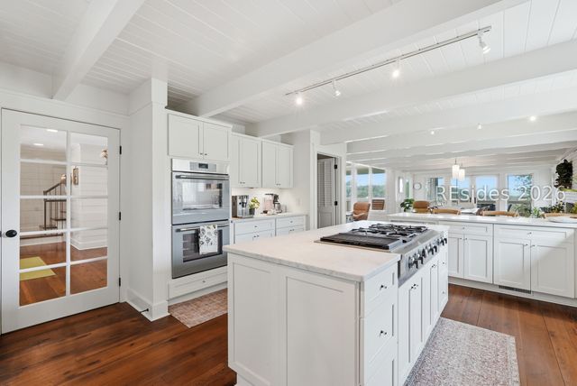 20 Oyster Landing Rd, Hilton Head Island, SC 29928