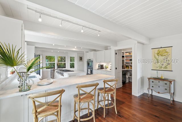 20 Oyster Landing Rd, Hilton Head Island, SC 29928