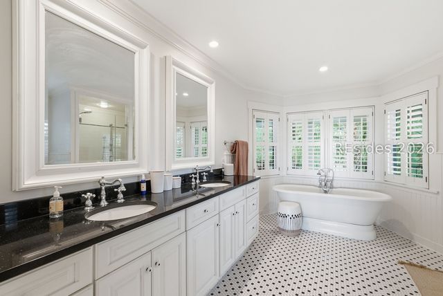 20 Oyster Landing Rd, Hilton Head Island, SC 29928