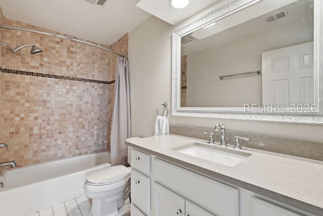 20 Oyster Landing Rd, Hilton Head Island, SC 29928