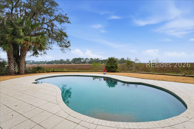 20 Oyster Landing Rd, Hilton Head Island, SC 29928