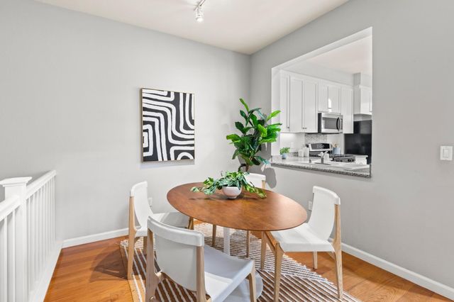 171 Bel Air Court, Mountain View, CA 94043