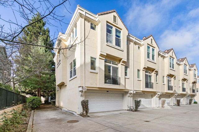 171 Bel Air Court, Mountain View, CA 94043