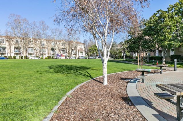 171 Bel Air Court, Mountain View, CA 94043