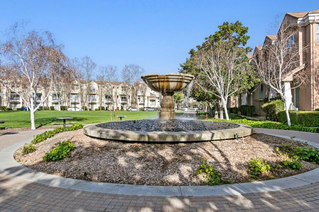 171 Bel Air Court, Mountain View, CA 94043