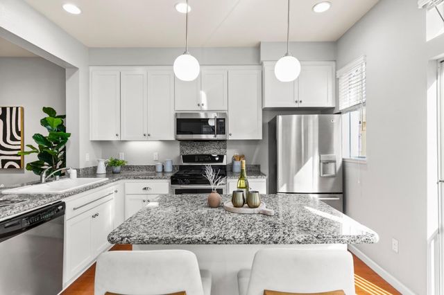 171 Bel Air Court, Mountain View, CA 94043