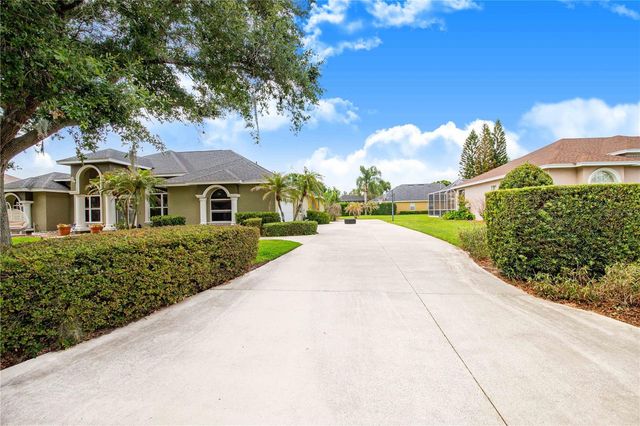 445 TALAMONE DRIVE, Winter Haven, FL 33884