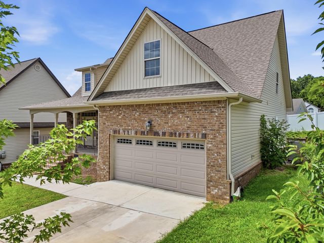 5343 Asher Village Drive, Ooltewah, TN 37363