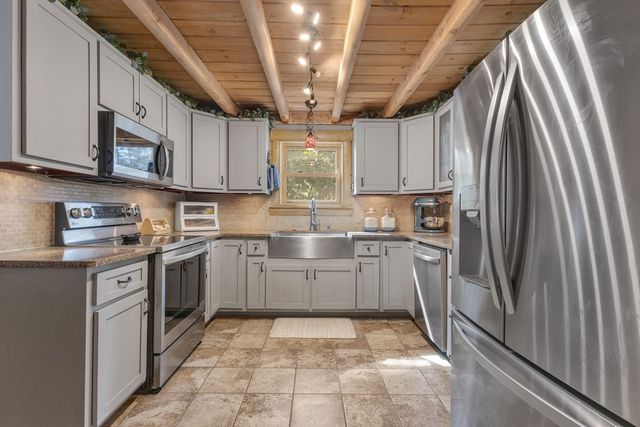 36 Sourwood Drive, Pine Mountain, GA 31822