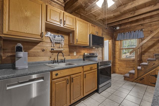 36 Sourwood Drive, Pine Mountain, GA 31822