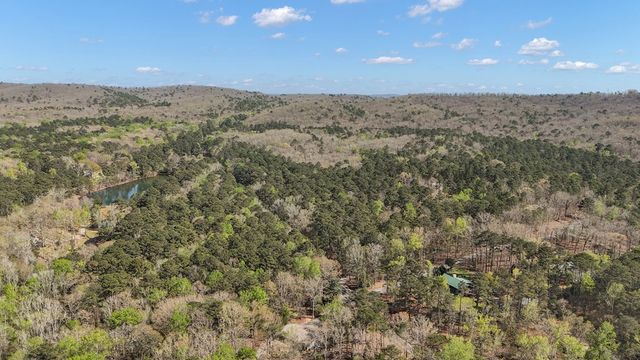 36 Sourwood Drive, Pine Mountain, GA 31822