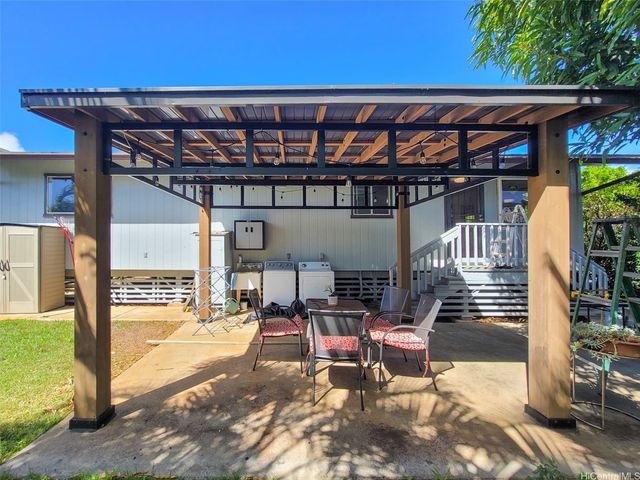 99-051 Kinoole Place, Aiea, HI 96701